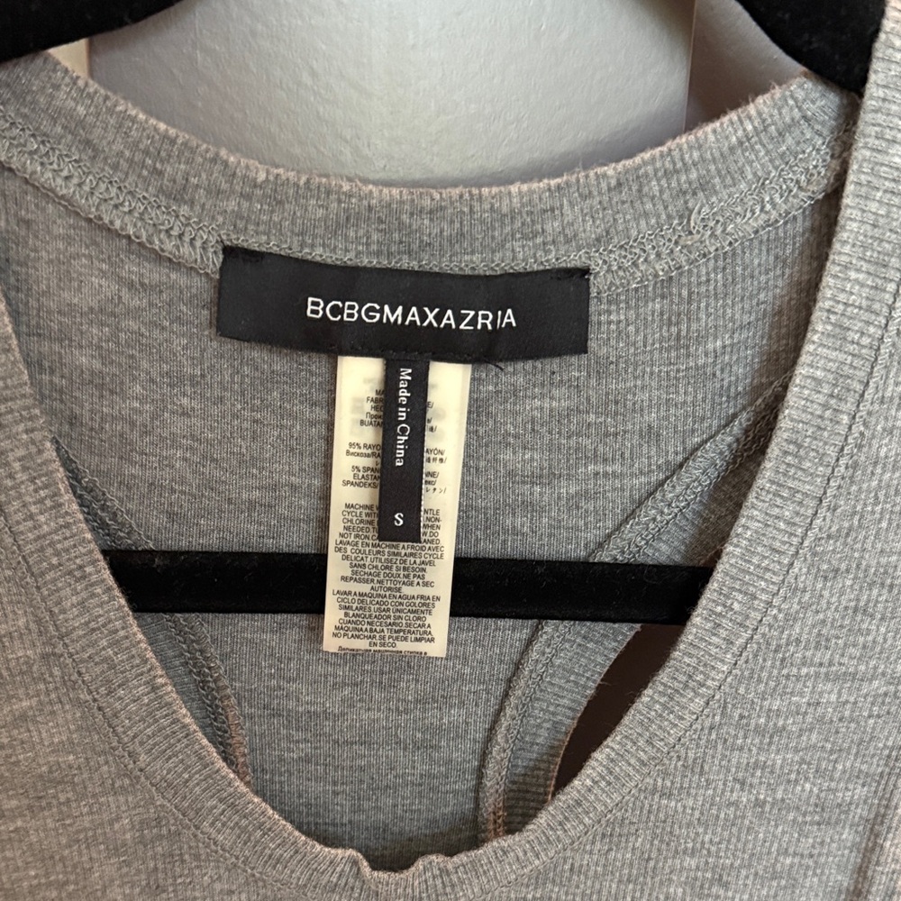 BCBGMaxAzria Gray Ribbed Racerback Tank Top - Picture 2 of 3